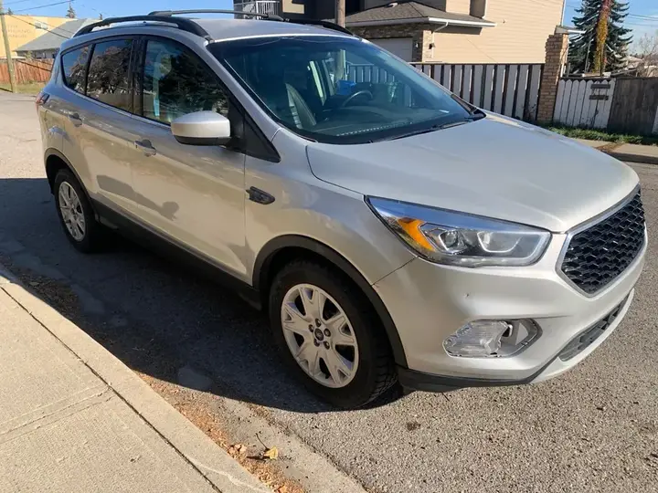 Ford Escape 2019 photo 4