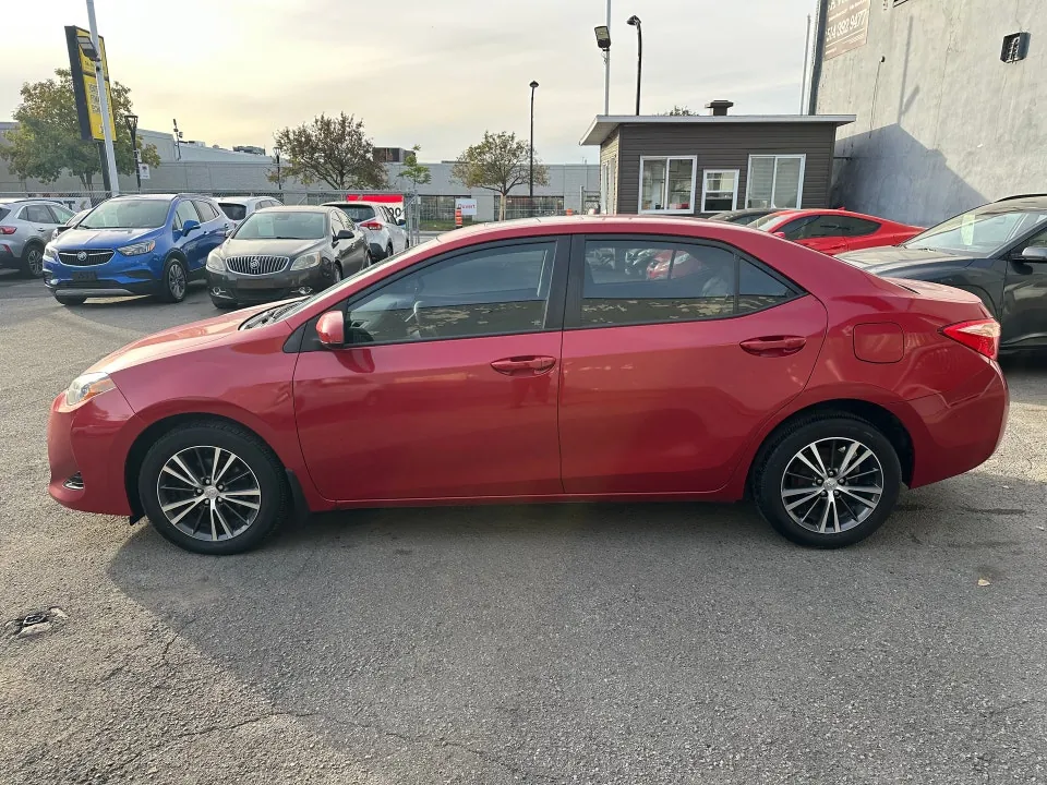 Toyota Corolla 2017 photo 3