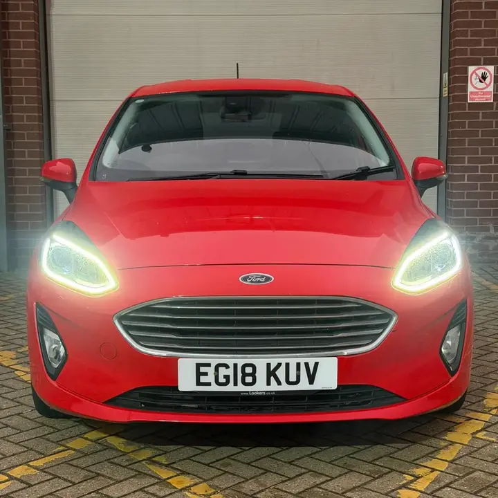 Ford Fiesta 2018 photo 2