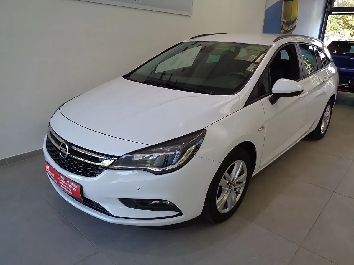 Opel Astra 2019 photo 2