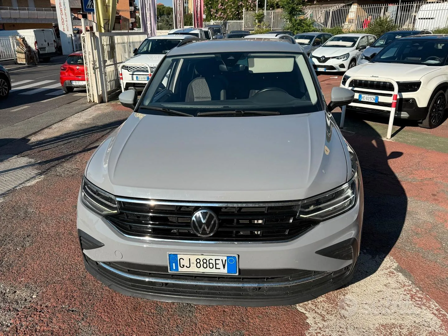 Volkswagen Tiguan 2022 photo 2