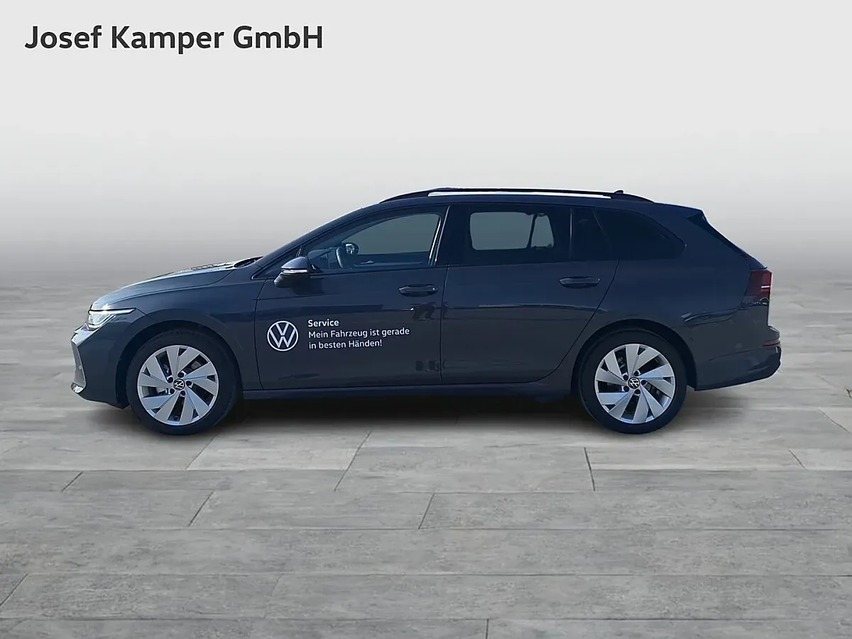 Volkswagen Golf 2026 photo 2
