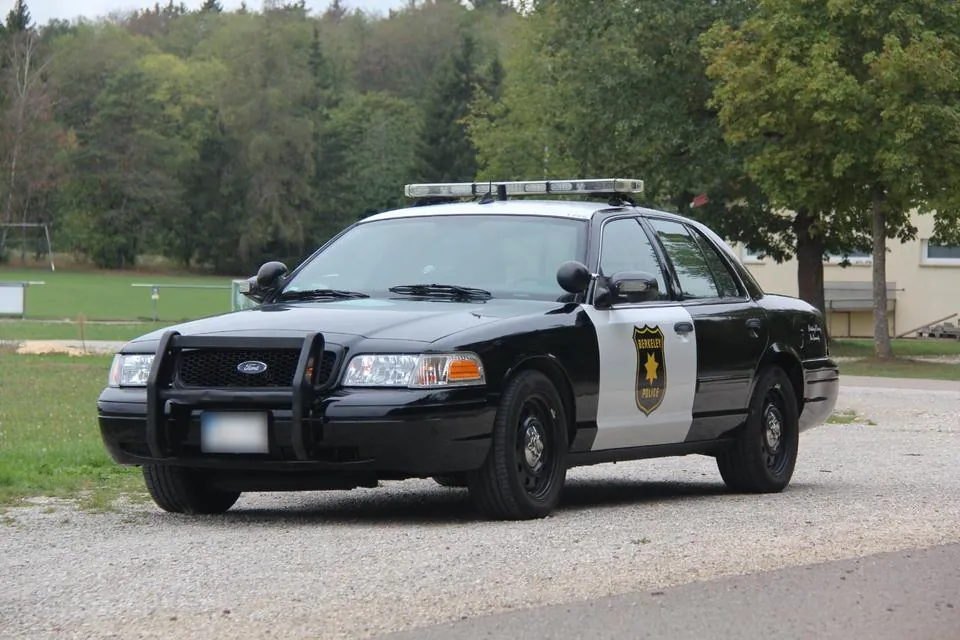 Ford Crown Victoria
