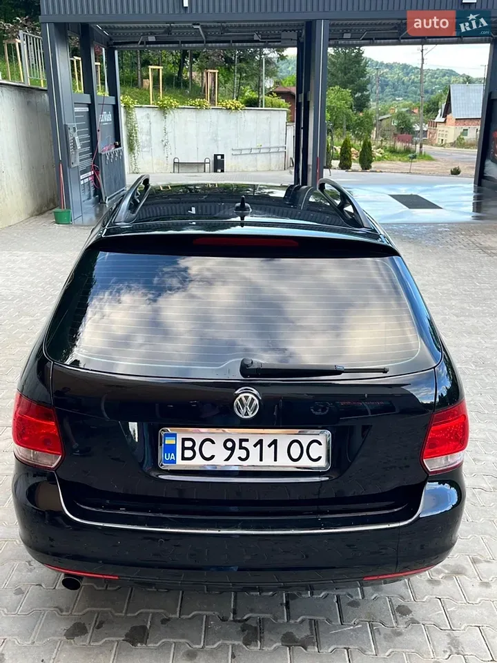 Volkswagen Golf 2011 photo 4