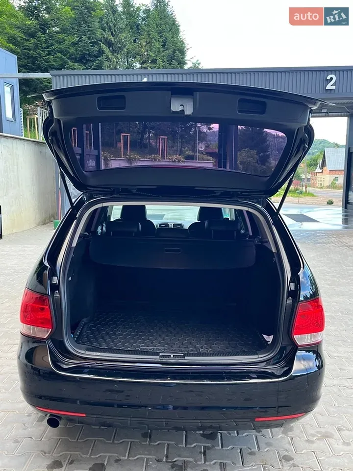 Volkswagen Golf 2011 photo 5
