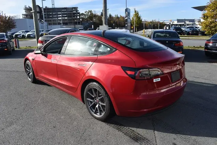 Tesla Model 3 2021 photo 3