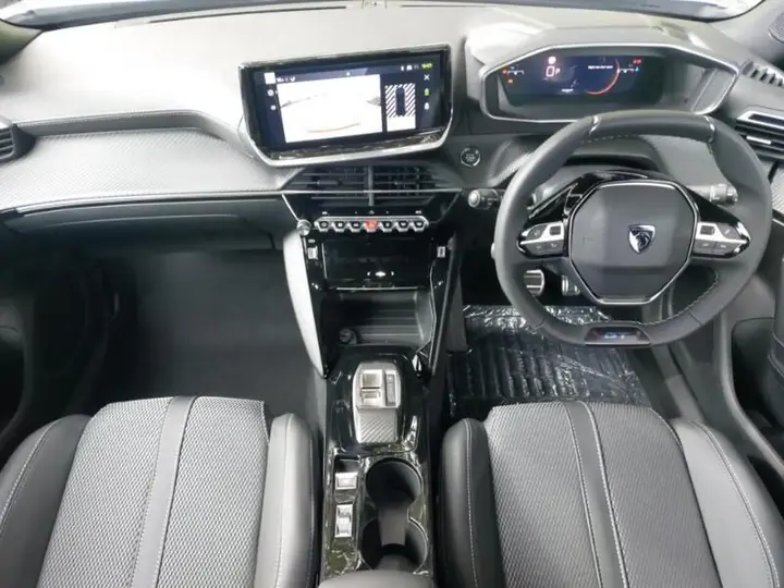 Peugeot 2008 2026 photo 3