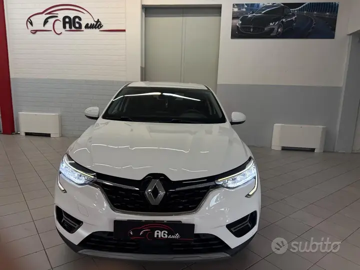 Renault Arkana 2023 photo 2