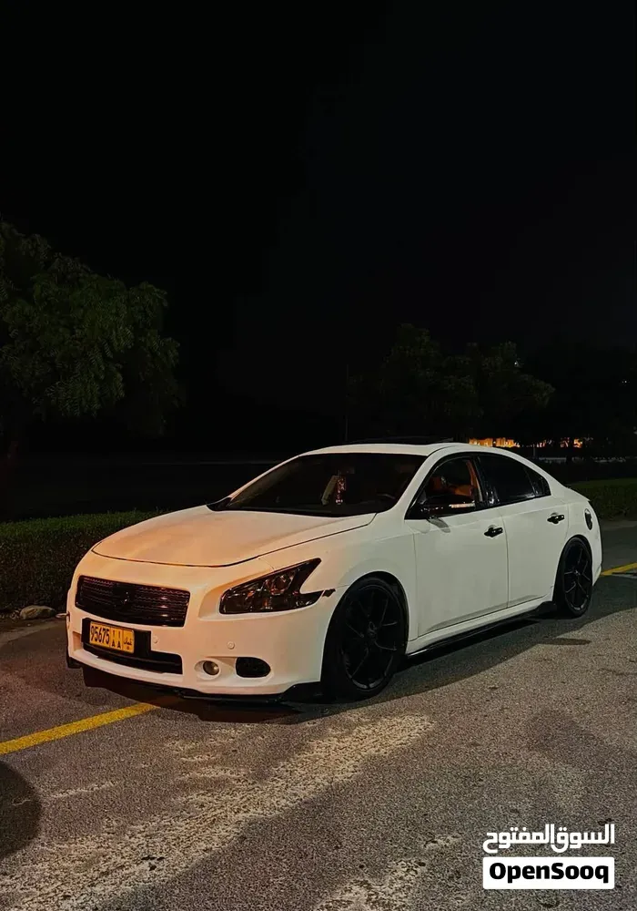 Nissan Maxima