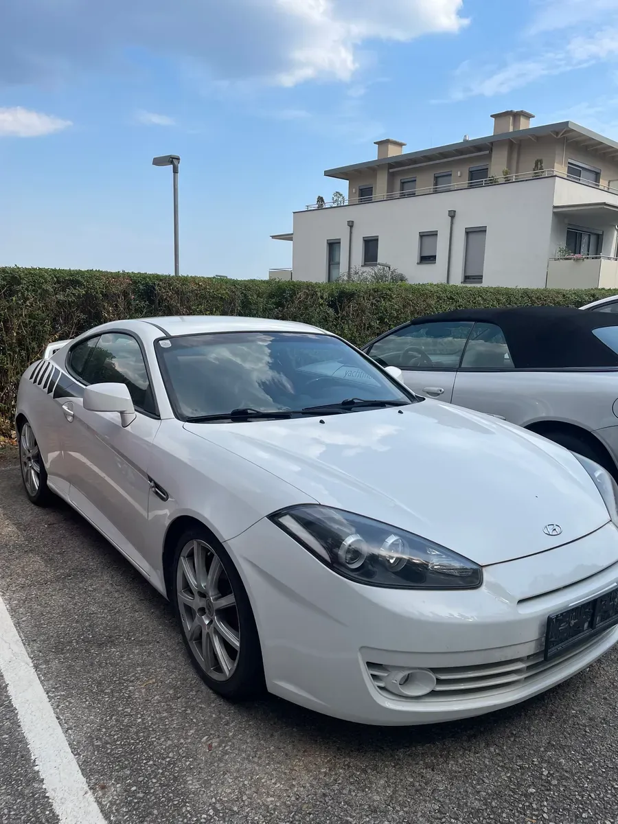 Hyundai Tiburon 2008 photo 3