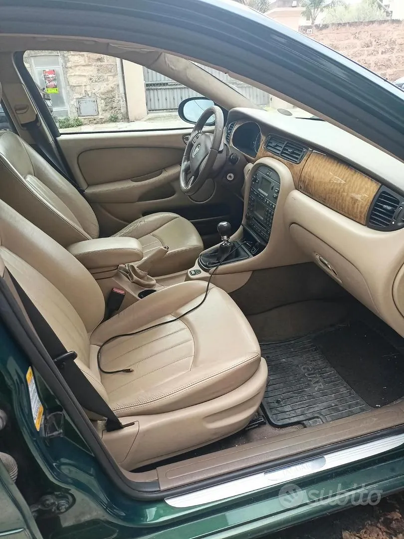 Jaguar X-Type 2009 photo 3
