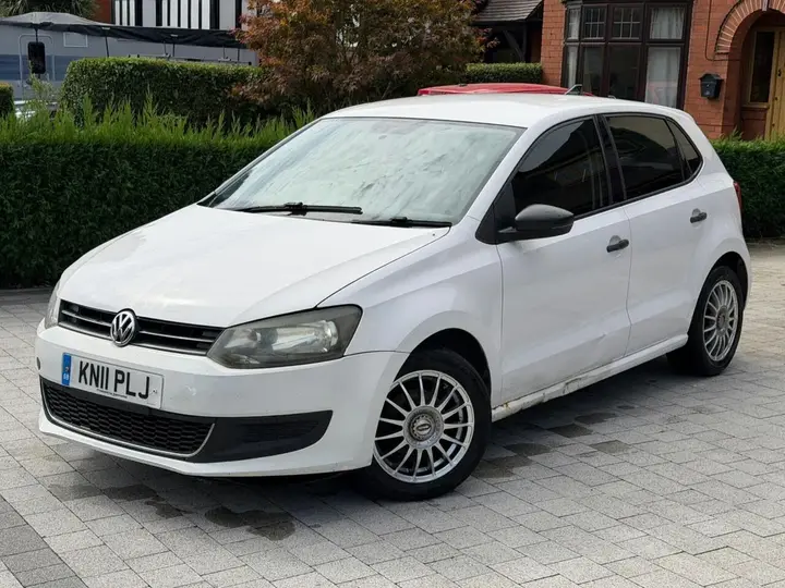 Volkswagen Polo 2011 photo 3