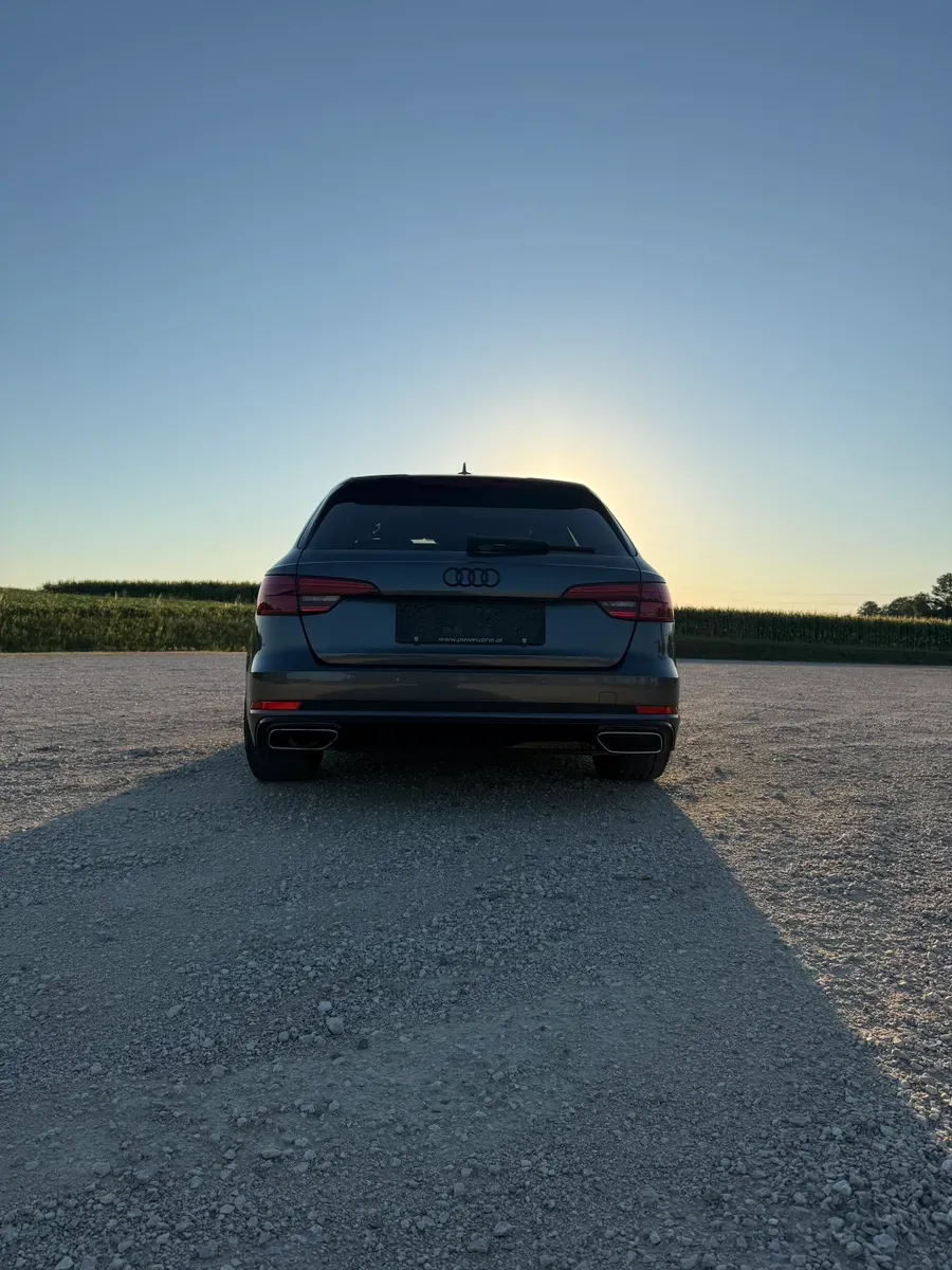 Audi A4 2016 photo 3