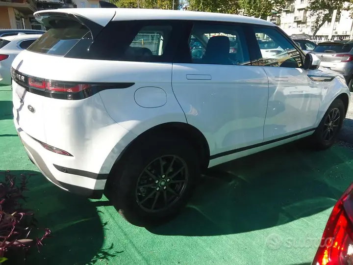 Land Rover Range Rover Evoque 2021 photo 2