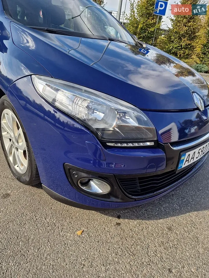 Renault Megane 2012 photo 3