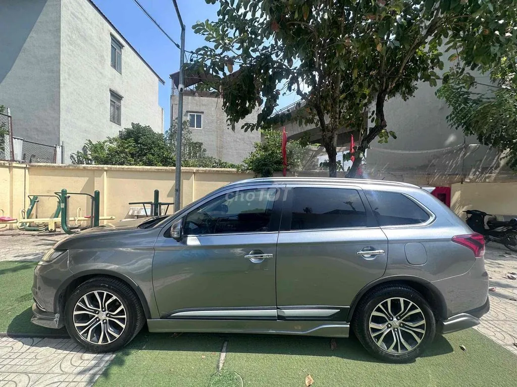 Mitsubishi Outlander 2016 photo 3