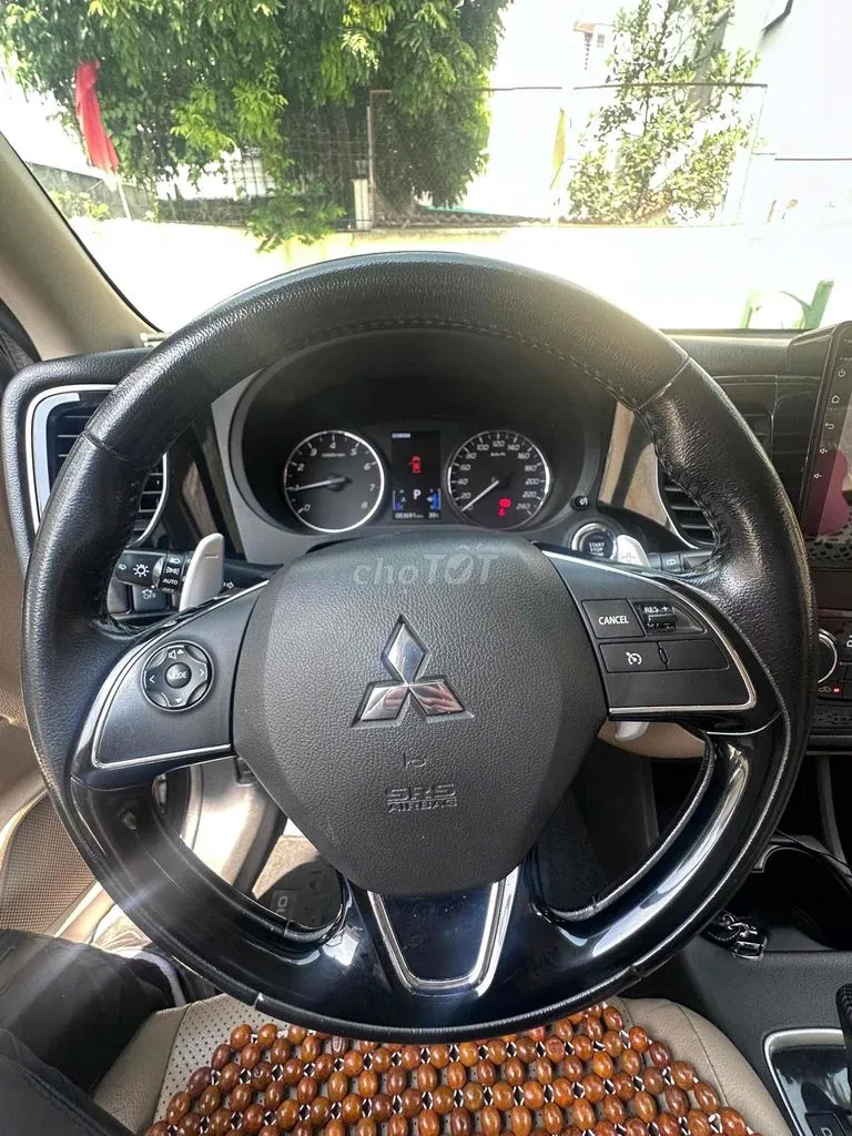Mitsubishi Outlander 2016 photo 4