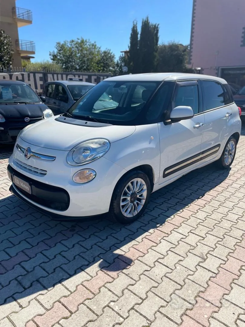 Fiat 500L 2014 photo 2
