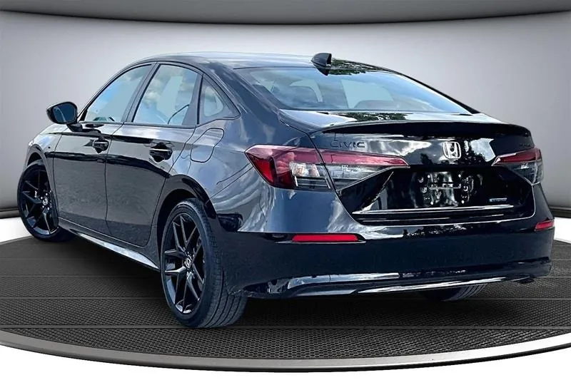 Honda Civic 2026 photo 4