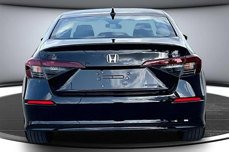 Honda Civic 2026 photo 5