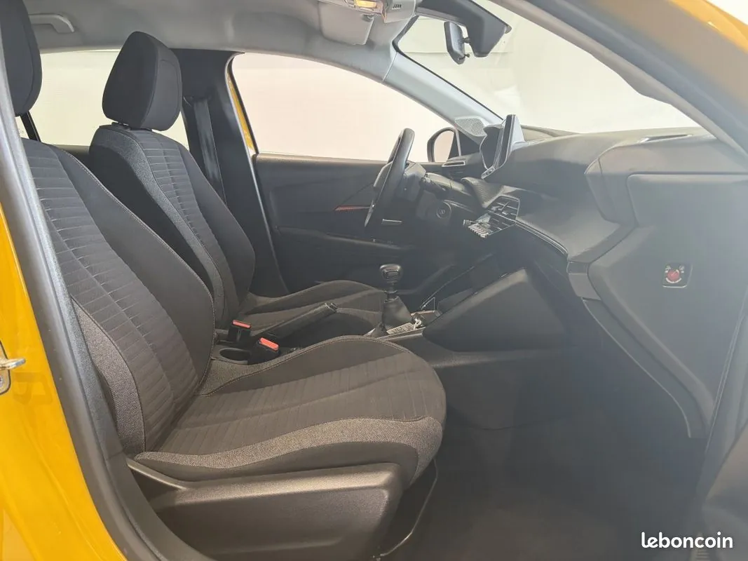 Peugeot 208 2020 photo 4