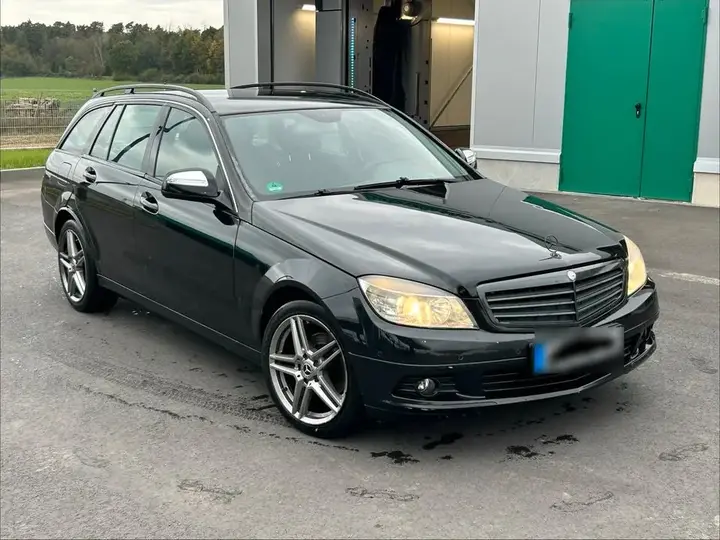 Mercedes-Benz C200