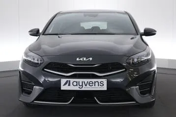 Kia Pro Cee D 2022 photo 2
