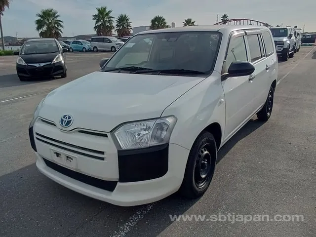 Toyota Probox Van 2021 photo 2