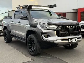Toyota Hilux 2023 photo 5