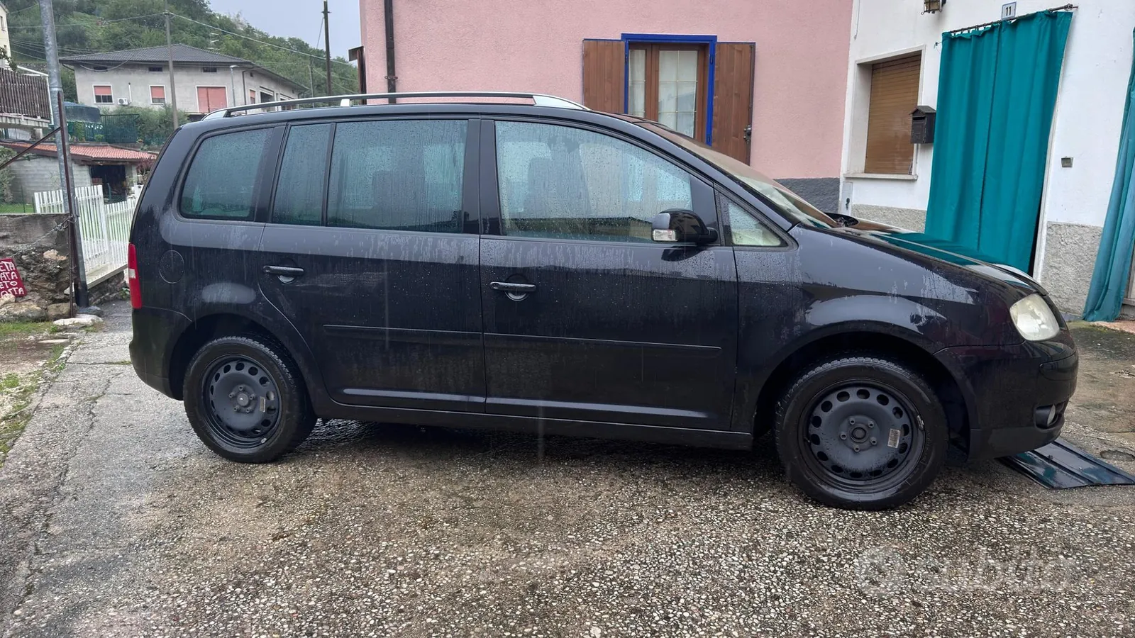 Volkswagen Touran 2005 photo 4