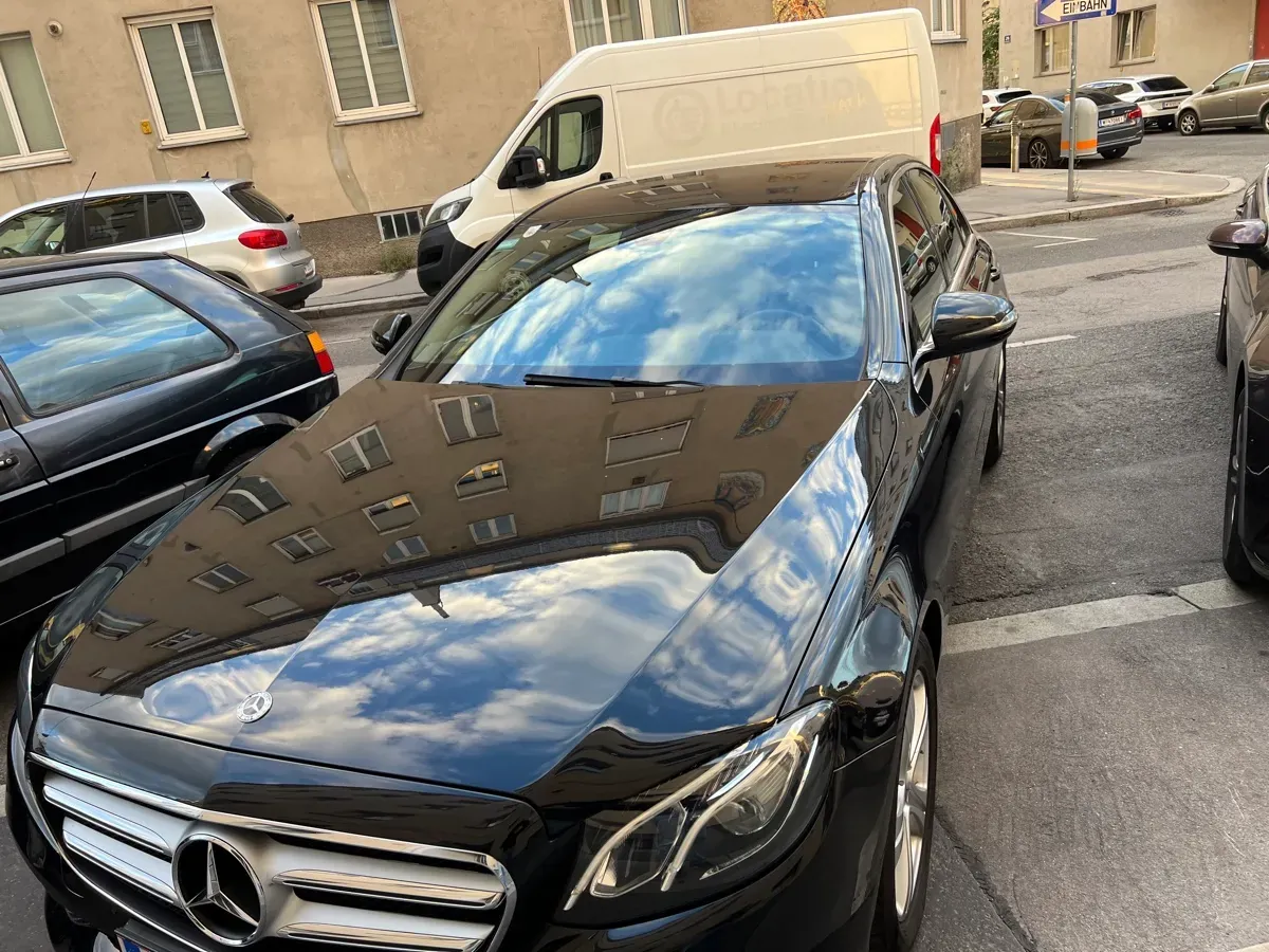 Mercedes-Benz E-Class 2017 photo 2