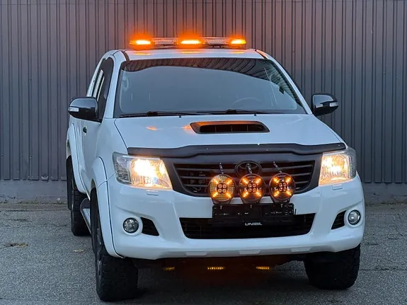 Toyota Hilux 2014 photo 2
