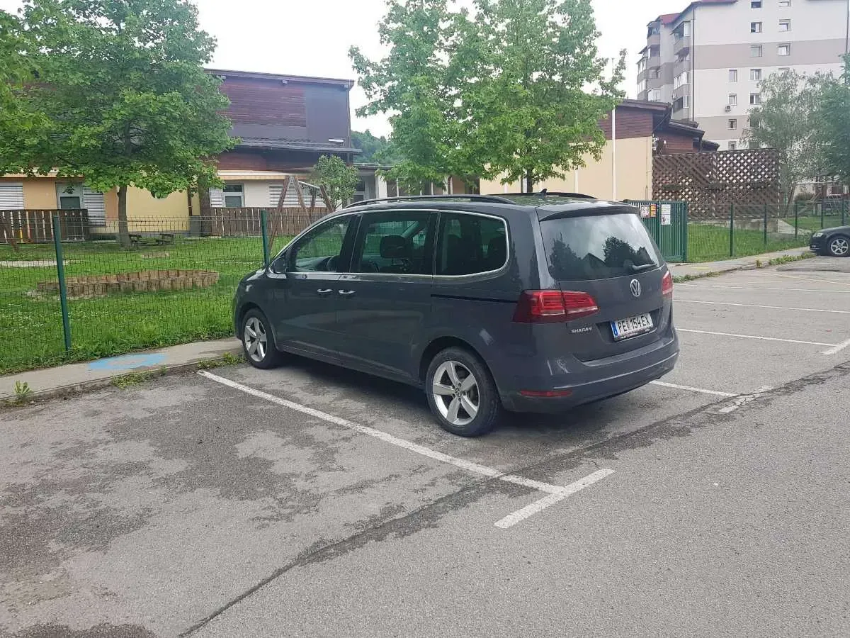Volkswagen Sharan 2018 photo 2
