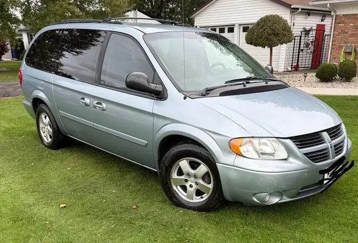 Dodge Grand Caravan 2005 photo 4