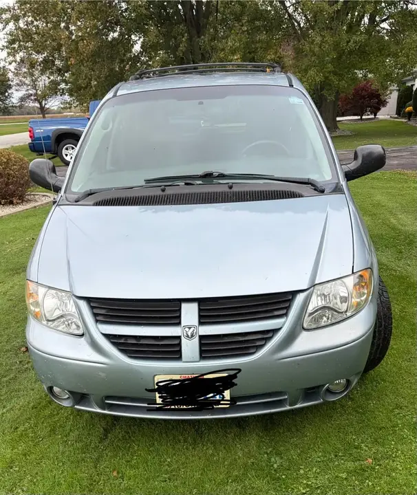 Dodge Grand Caravan 2005 photo 3