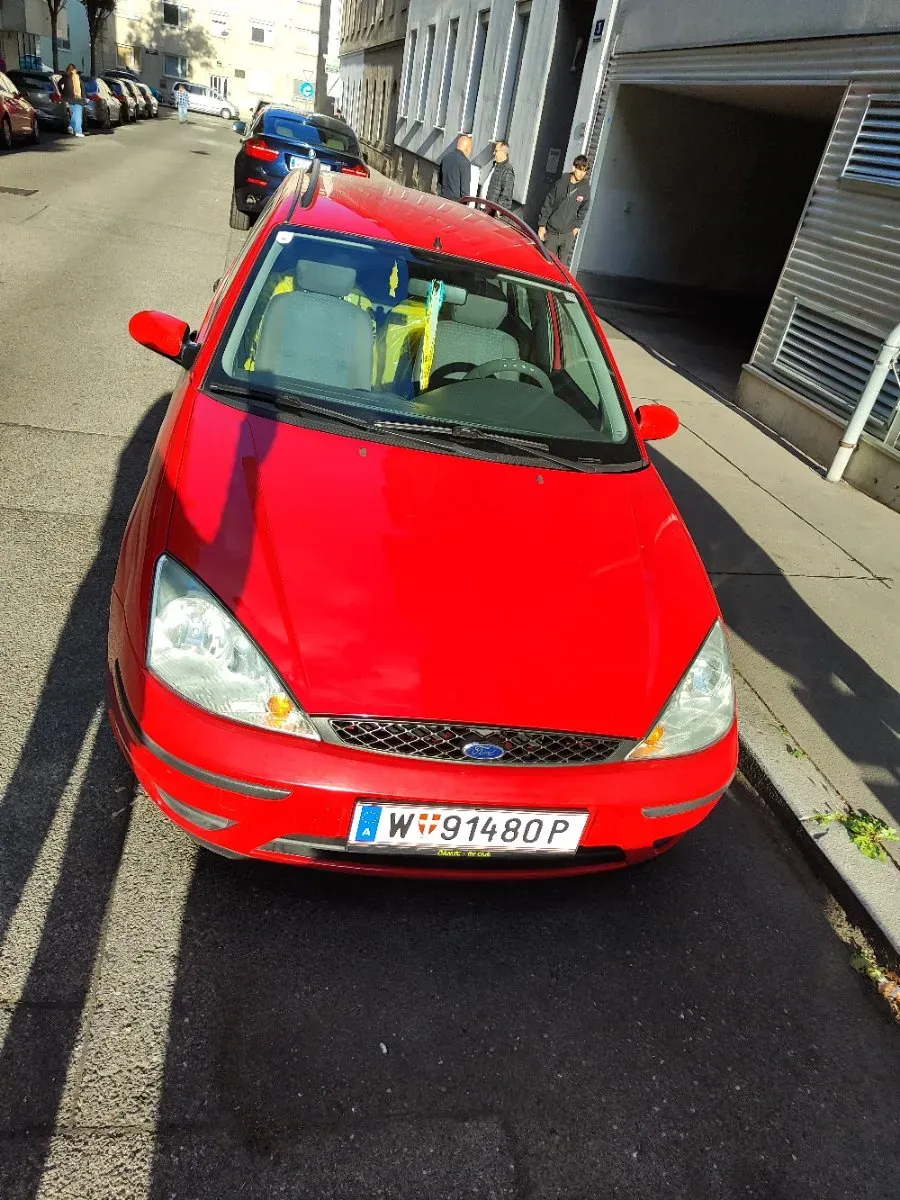 Ford Focus 2004 photo 2
