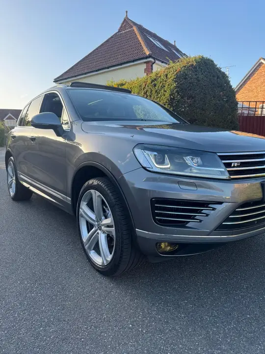 Volkswagen Touareg 2017 photo 2