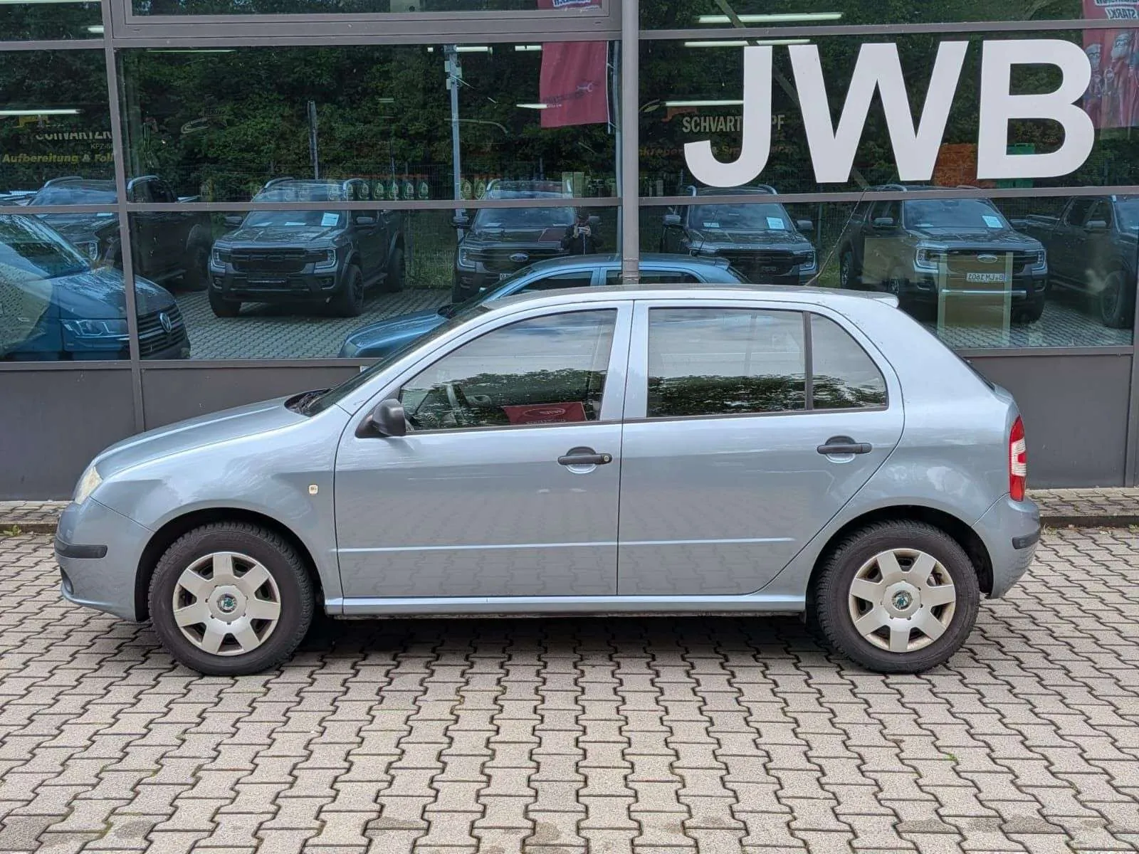 Skoda Fabia 2007 photo 2