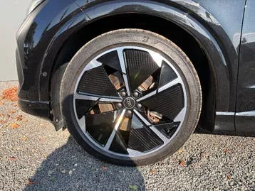 Audi Q4 E-Tron 2023 photo 3