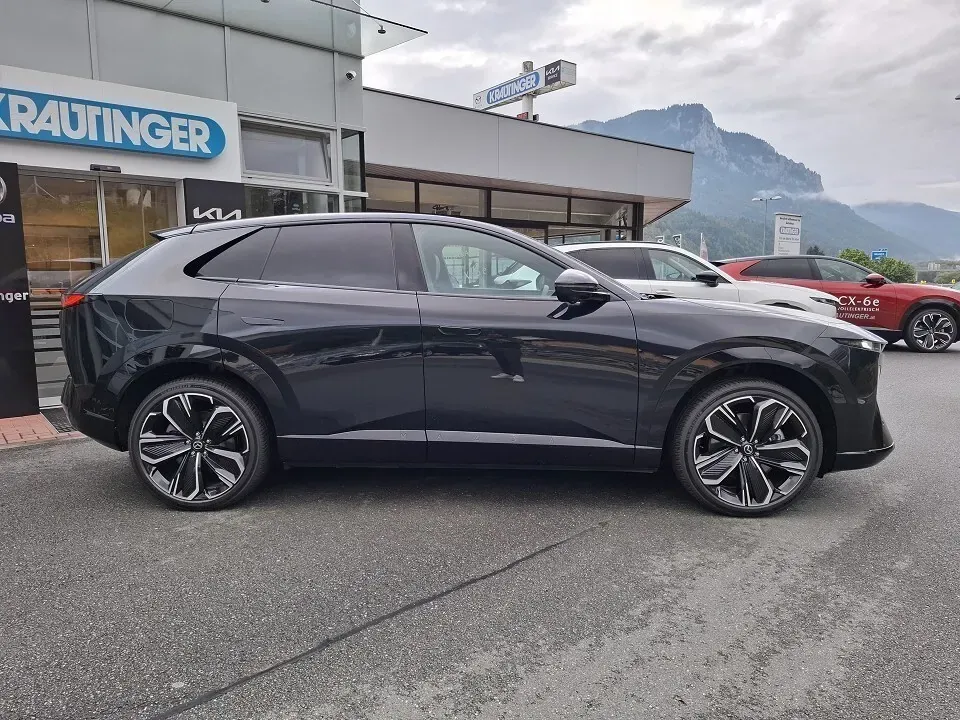 Mazda Cx-6E photo 2