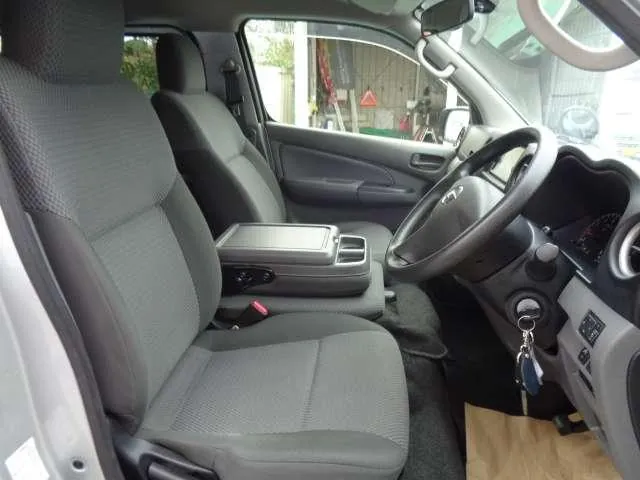 Nissan Nv350 Caravan 2019 photo 5