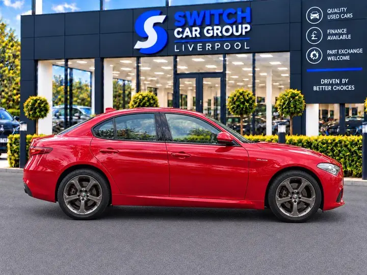 Alfa Romeo Giulia 2019 photo 4