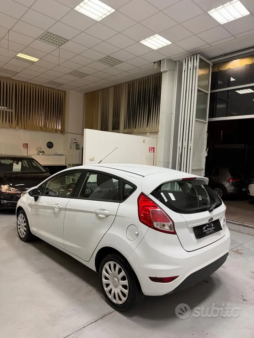 Ford Fiesta 2014 photo 4