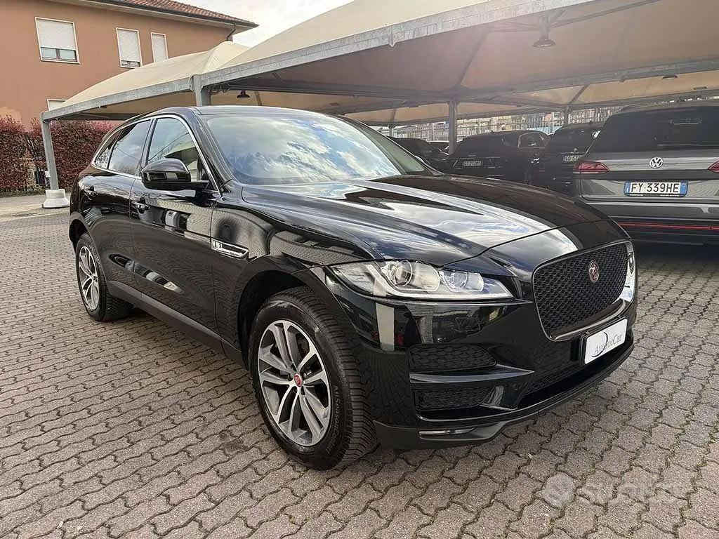 Jaguar F-Pace 2021 photo 3