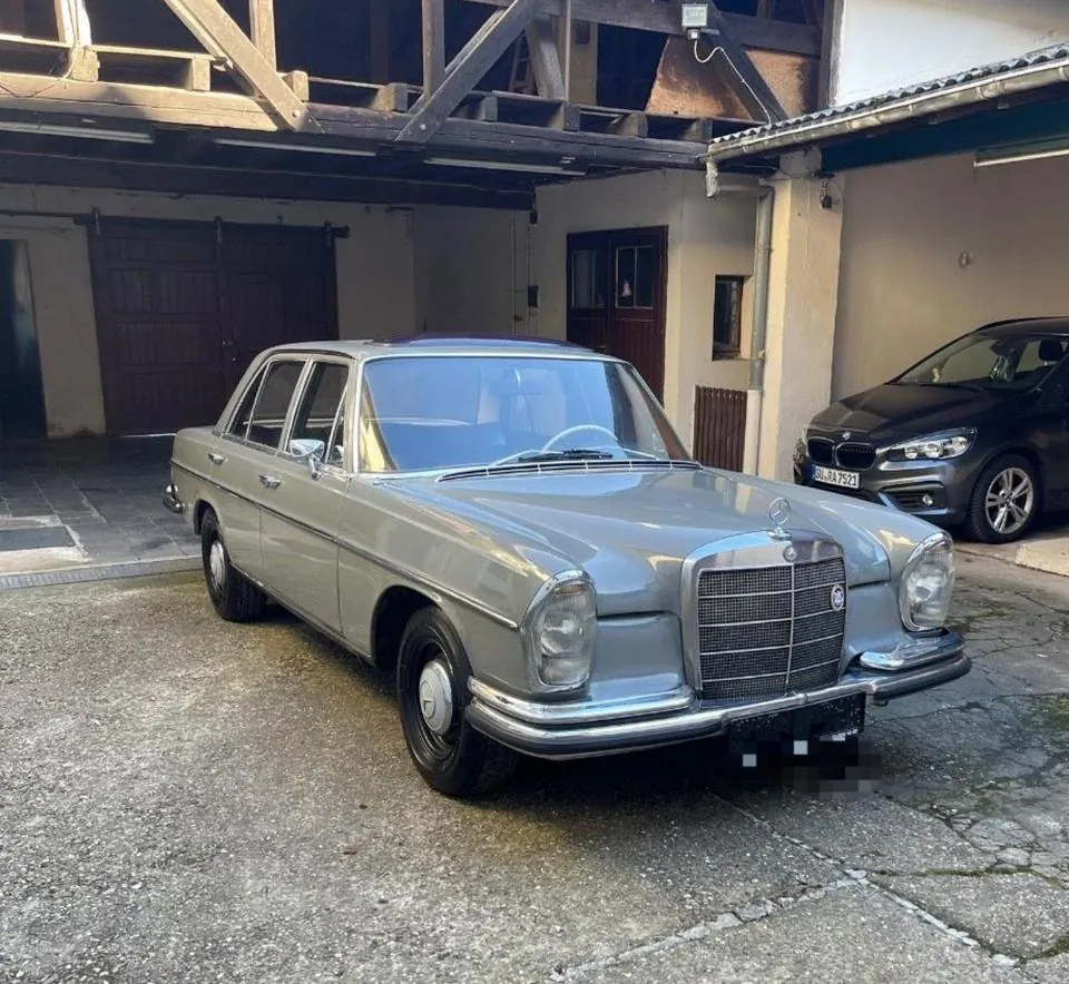 Mercedes-Benz W108