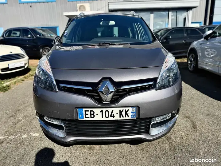 Renault Grand Scenic 2016 photo 4