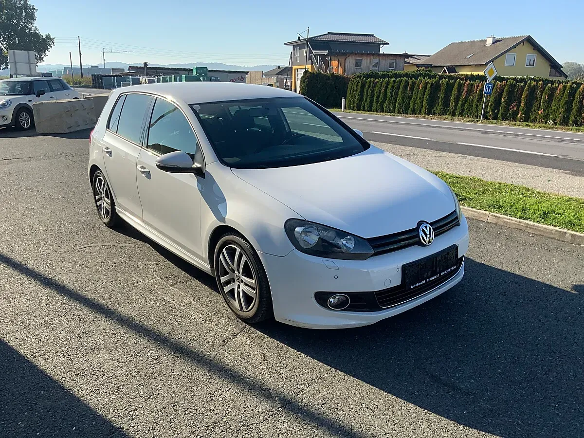 Volkswagen Golf 2011 photo 3