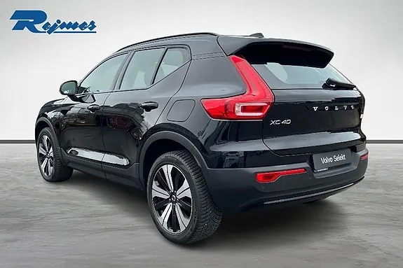 Volvo Xc40 2023 photo 2