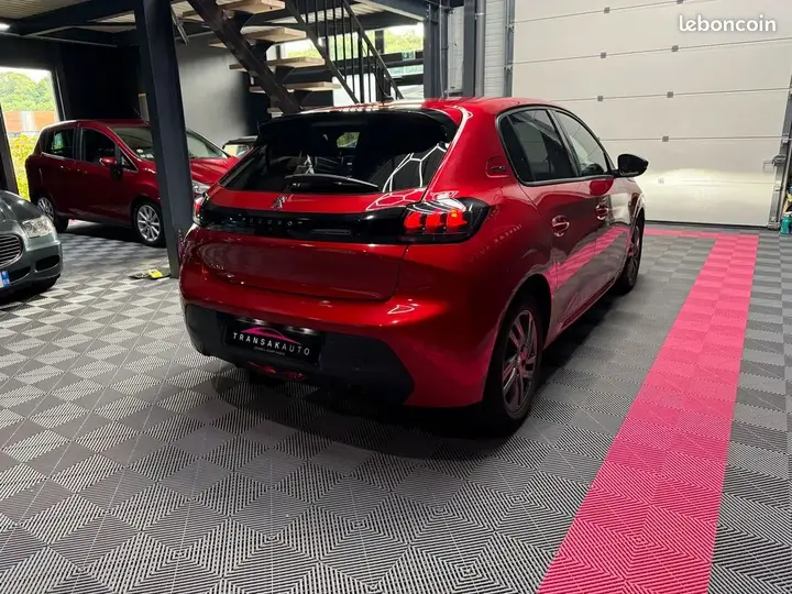 Peugeot 208 2022 photo 5