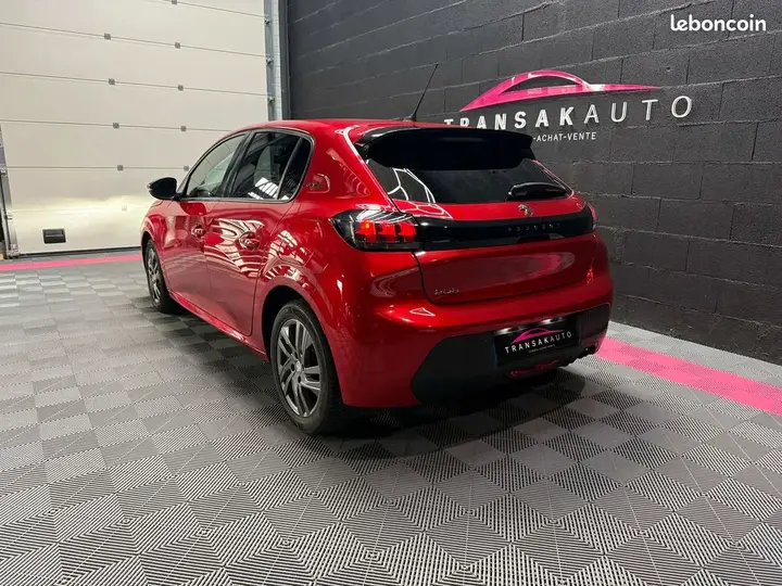 Peugeot 208 2022 photo 3
